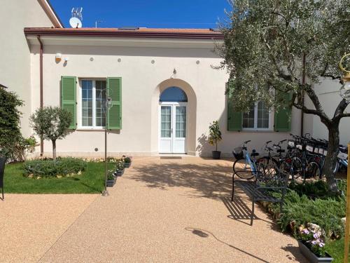  Villino Micol camere a due passi dal mare in Marina di Carrara