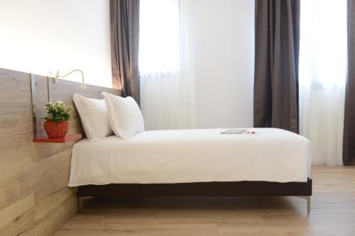 1 twin bed