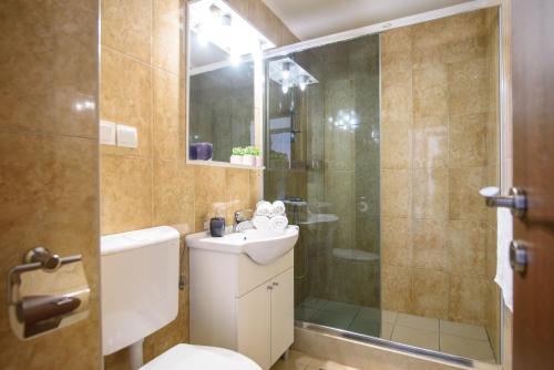 California Apartments