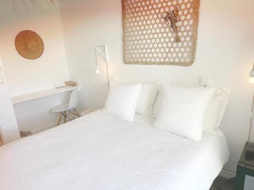 Blanc Sable Hôtel Room Type - Double or Twin Room with Balcony Blanc Sable Hôtel Room Type - Double or Twin Room with Balcony