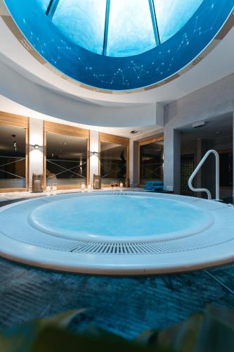 Hot tub, Hotel Maiensee in Sankt Anton am Arlberg