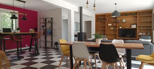 Iekārtas, Magnifique villa 5 etoiles avec piscine privee parc 2 ha in Saint-Florent-des-Bois