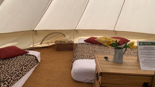 Home Farm Radnage Glamping Bell Tent 6, with Log Burner and Fire Pit in Radnage