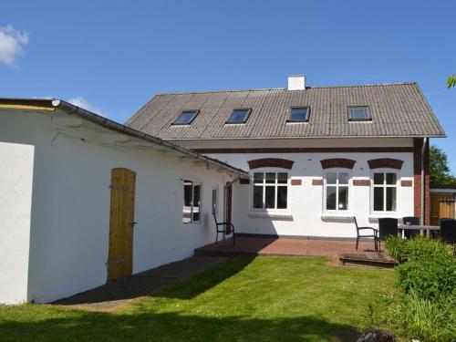  Holiday Home Veli - 1-7km from the sea by Interhome in Bredebro
