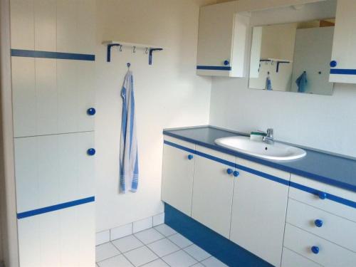 Holiday Home Altje - 400m from the sea by Interhome in Skæring