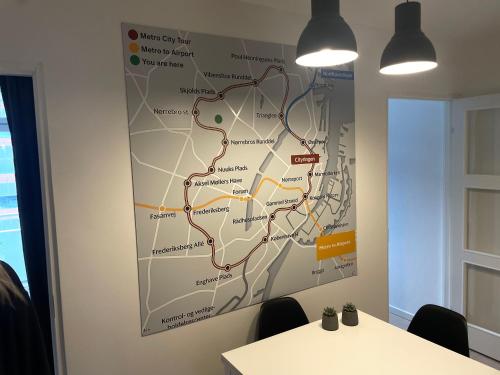  Central Copenhagen Apt with Balcony, Free Parking w Elevator in Kopenhagen