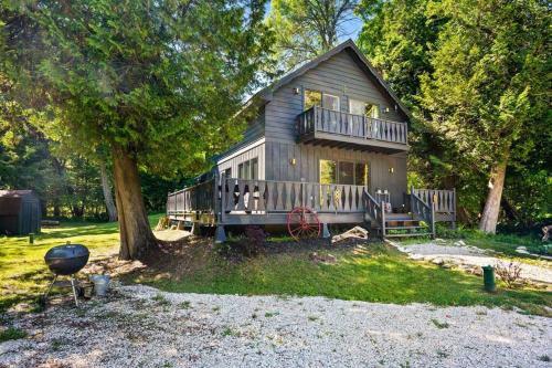 Cedar Downs Cabin S Door CTY