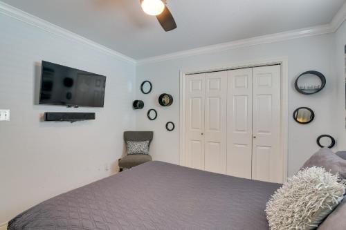 Galveston Escape with Entertainment Patio and Deck! - image 2
