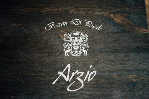 Arzenhof, Baron Di Pauli