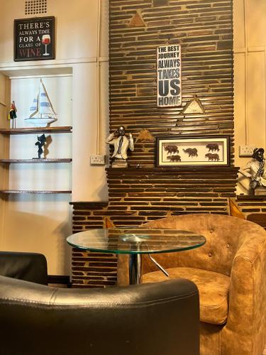 Aerodrome Lodge and Conference Centre – Benoni, PA
