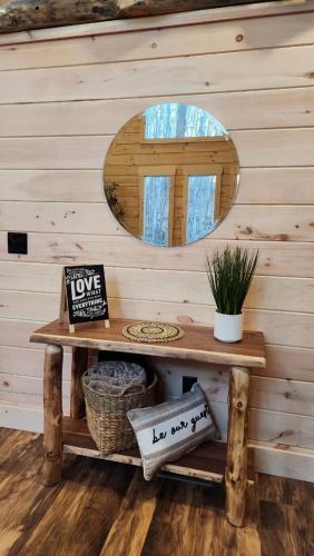 Flying High Luxury Cabin in Campbellsville