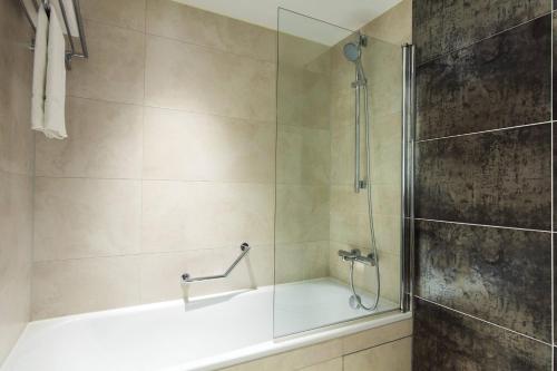 Sheraton Essen Hotel - image 10