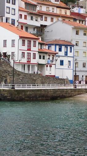  Casina del Puerto in Cudillero