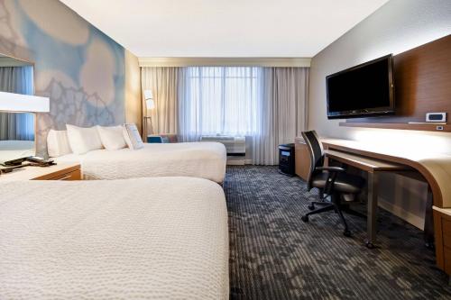 Courtyard by Marriott Louisville Airport