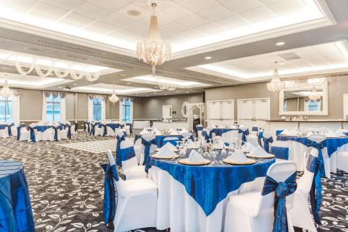 Banquet hall, The Inn On Sheridan in Zion (IL)