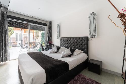 L'Oasis Montparnasse, Paris