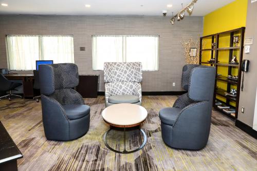 Courtyard by Marriott Toronto Brampton