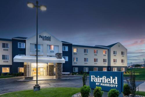 . Fairfield Inn & Suites Jefferson City
