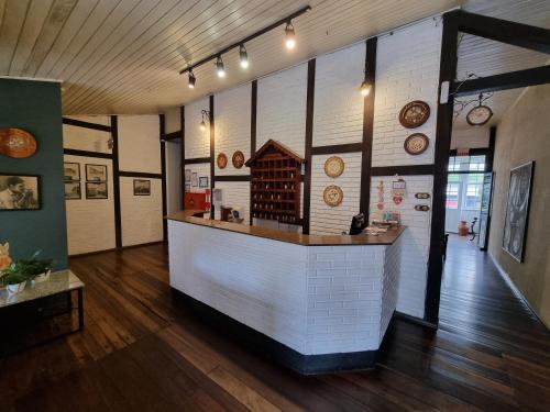 Hotel Hermann in บลูเมนัว