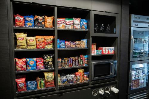 Courtyard by Marriott Greenville Mauldin - image 11