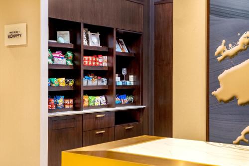 SpringHill Suites by Marriott Boston Logan Airport Revere Beach - image 5