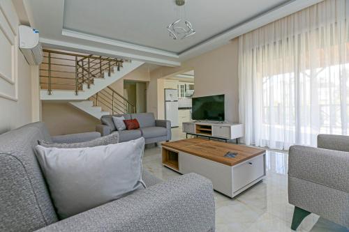 Paradise Town Villa Colm - image 4