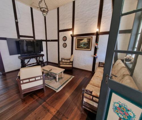 Hotel Hermann in บลูเมนัว