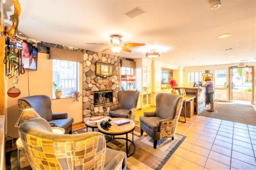 Hol, Lagonita Lodge in Big Bear Lake