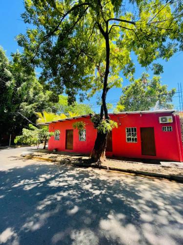 Hospedaje Mónaco (Hospedaje Monaco) in Сан-Мигель