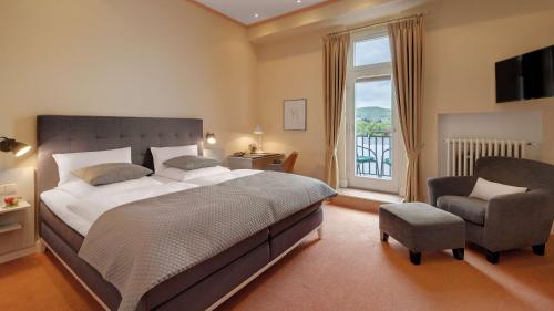 1 queen bed