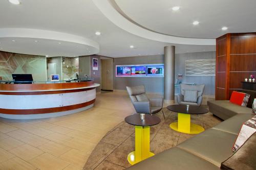 SpringHill Suites by Marriott Madera - main image