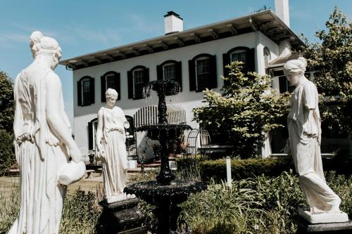 Maxwell Mansion Hotel, Lake Geneva