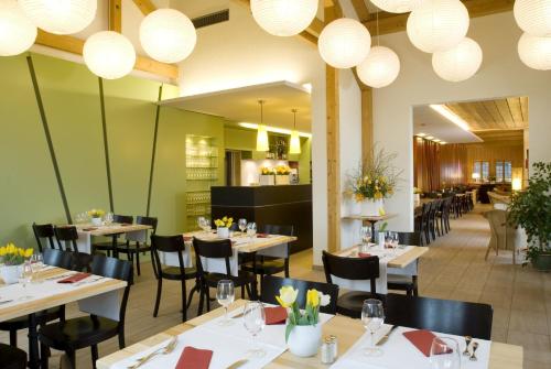 Restoran, Restaurant Hotel Ruttihubelbad in Konolfingen