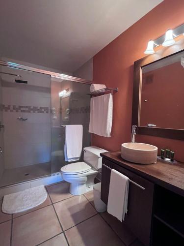 Pancuran, Cacao Luxury Suite Full Kitchen and Free Golf Course in Coronado Luxury Club and Suites in Playa Coronado