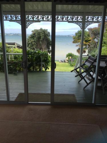 Tamaterau Seaview House in Whangarei in Tamaterau