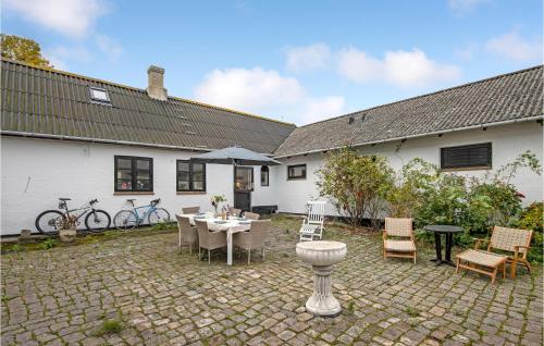 Exterior view, Awesome Apartment In Allinge With Wifi in Tejn