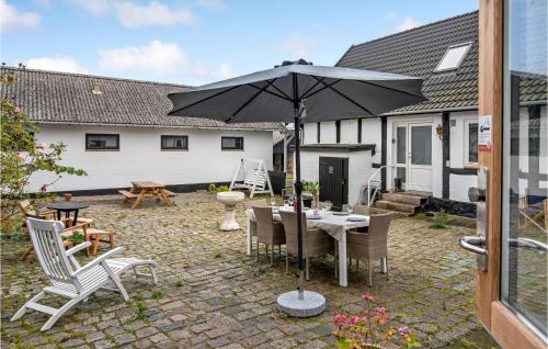 Exterior view, Awesome Apartment In Allinge With Wifi in Tejn