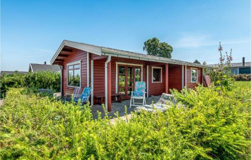  Awesome Home In Faaborg With 2 Bedrooms, Pension in Bøjden bei Helnæs By