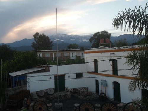 Tuvākā izklaides vieta, El Viejo Molino in Chilecito