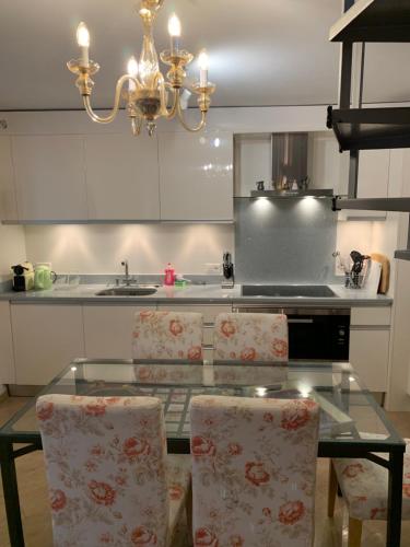 Kitchen, Ferienhaus, Rustico Auf Burg in Brione sopra Minusio