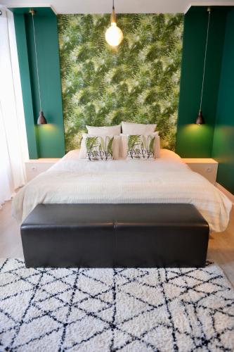 2 twin beds