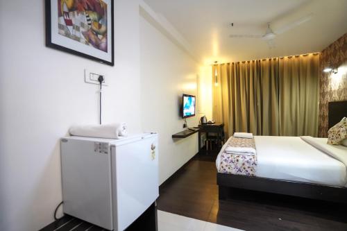 Hotel Singh`s By WB Inn, Vashi, Navi Mumbai