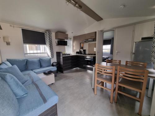 Camping - Saint-Jean-de-Monts -  - Joli mobil home 4-6 personnes 416 - Image #2