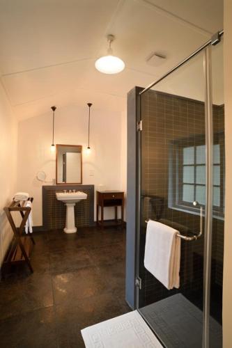 Ama Stays and Trails Tea Estate Bungalows , Munnar photo