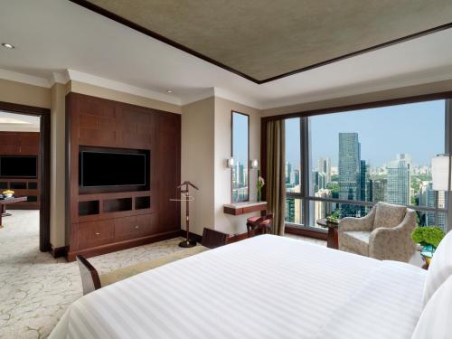 Futian Shangri-La, Shenzhen,Near to Shenzhen Convention&Exhibition Centre, Futian Railway Station