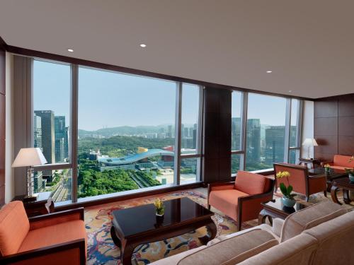 Futian Shangri-La, Shenzhen,Near to Shenzhen Convention&Exhibition Centre, Futian Railway Station