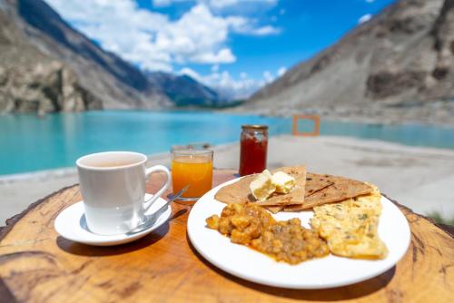 Luxus Hunza Attabad Lake Resort