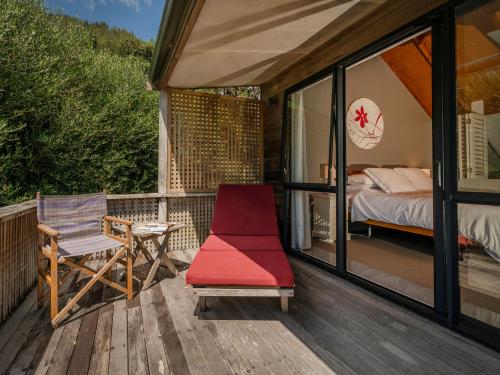 Utvendig, Beach Road Beauty - Pauanui Holiday Home in Pauanui