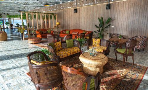 Luxus Hunza Attabad Lake Resort