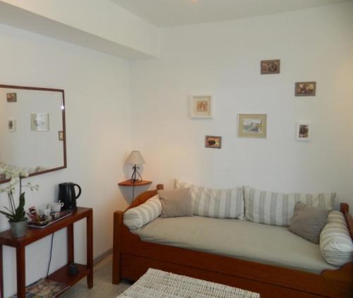 Jasmin Family Room